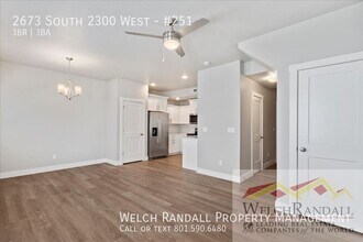 2673 S 2300 W St in West Haven, UT - Foto de edificio - Building Photo