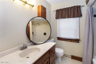 559 Wadsworth Rd in Medina, OH - Building Photo - Building Photo