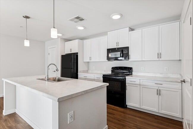 Unity at Glendale in Glendale, AZ - Foto de edificio - Building Photo