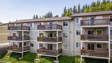 University Heights in Bellingham, WA - Building Photo - Building Photo