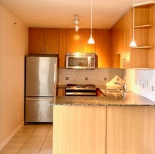 8460 Granville Ave in Richmond, BC - Building Photo - Building Photo