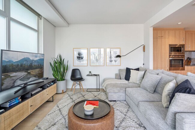 728 W 8th Ave in Vancouver, BC - Building Photo - Building Photo