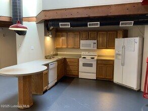1401 Avenue J in Lubbock, TX - Building Photo - Building Photo