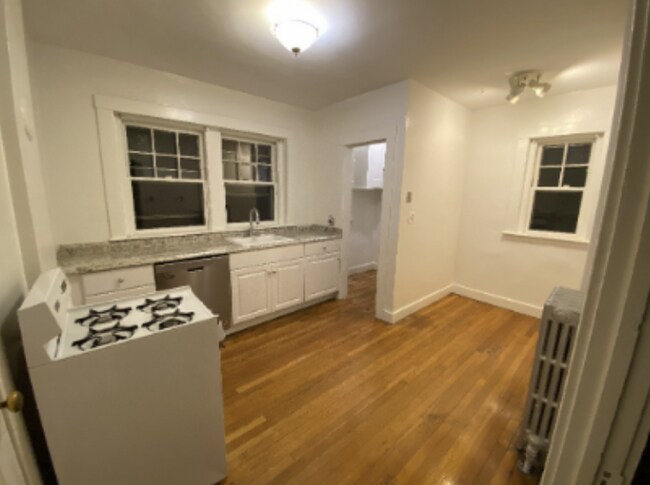 168 Norfolk St, Unit 5