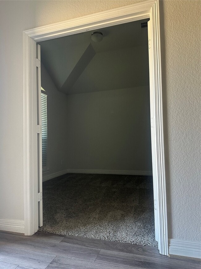 property at 5299 Cascade Ct