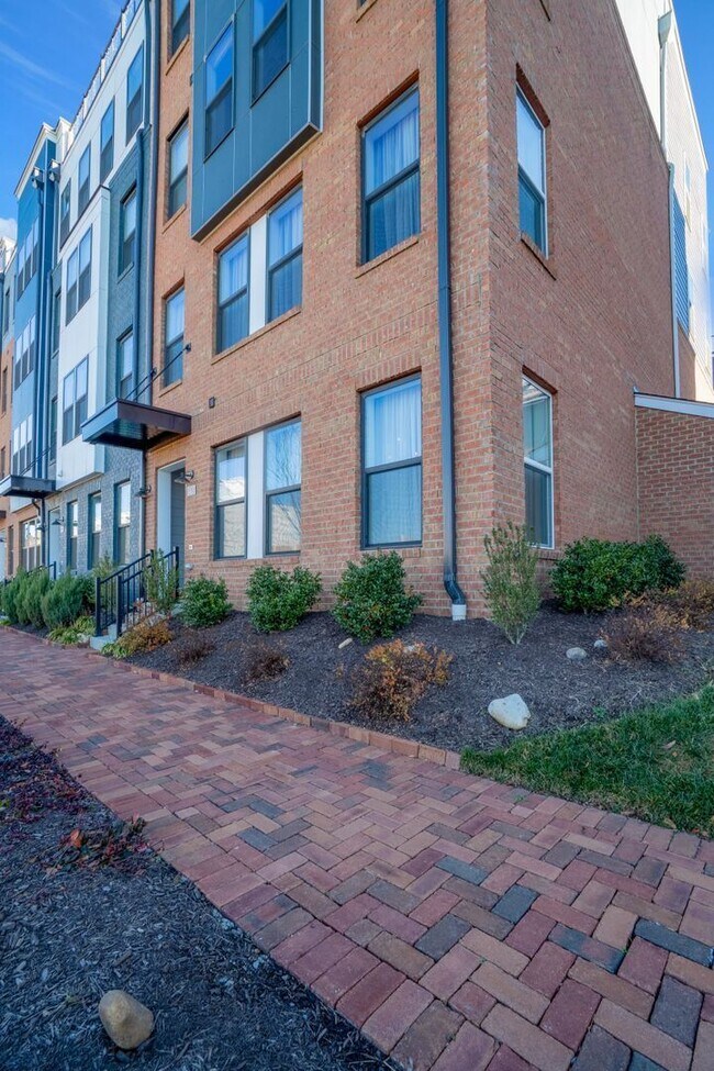 5313 Old Main St in Henrico, VA - Building Photo - Building Photo