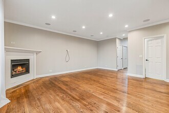 1432 Katie Ln in Palatine, IL - Building Photo - Building Photo