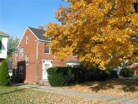 18421 Chagrin Blvd Apartamentos