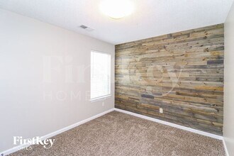 8558 Shady Elm Dr in Memphis, TN - Building Photo - Building Photo
