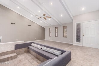 10021 N 74th Pl in Scottsdale, AZ - Building Photo - Building Photo