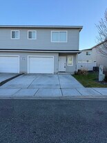 5723 W Albany Pl in Kennewick, WA - Building Photo