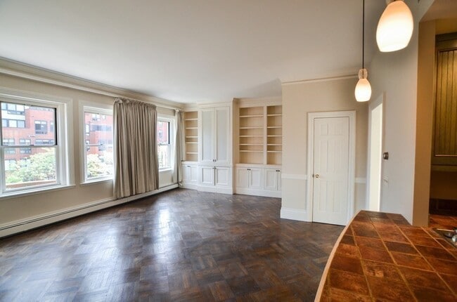 175 Newbury St in Boston, MA - Building Photo - Building Photo