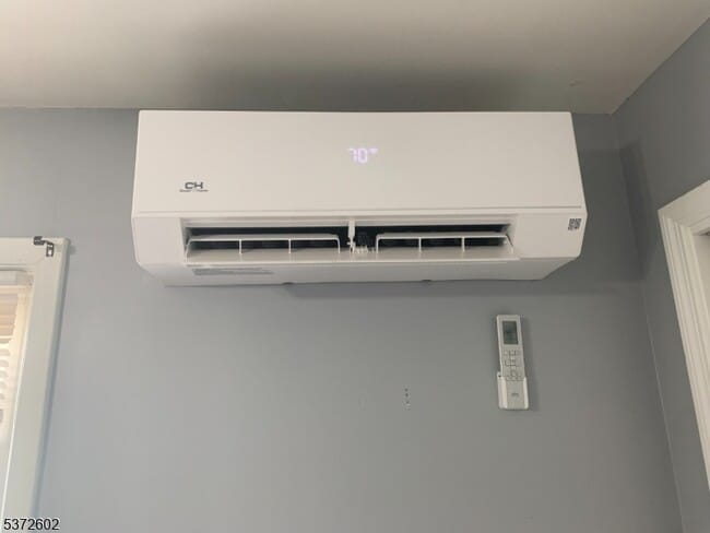 700 Louis Ave in Linden, NJ - Building Photo - Building Photo