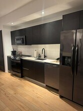 398 NE 5th St, Unit 2515 in Miami, FL - Building Photo - Building Photo