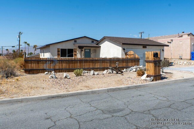 11865 Ambrosio Dr in Desert Hot Springs, CA - Building Photo - Building Photo