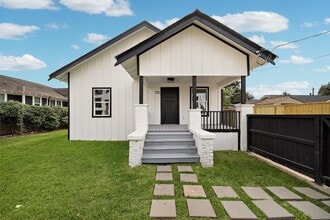 113 Delmar St in Houston, TX - Building Photo - Building Photo