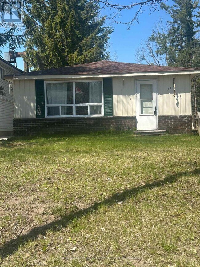 912 Innisfil Beach Rd in Innisfil, ON - Building Photo - Building Photo