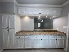 1609 Saldana Ave in Laredo, TX - Building Photo - Building Photo