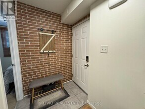 33 Petra Way in Whitby, ON - Building Photo - Building Photo