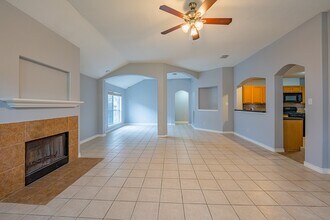 1126 Noble Glen Dr in Fresno, TX - Building Photo - Building Photo