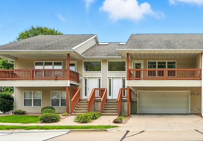 Woodridge Estates