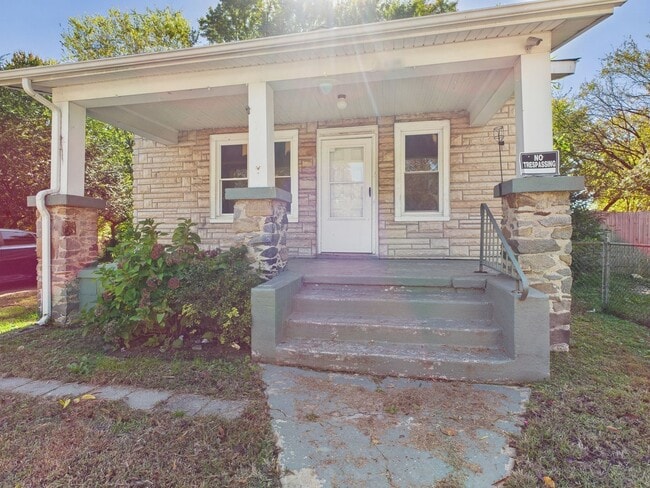 2408 Concord Ave