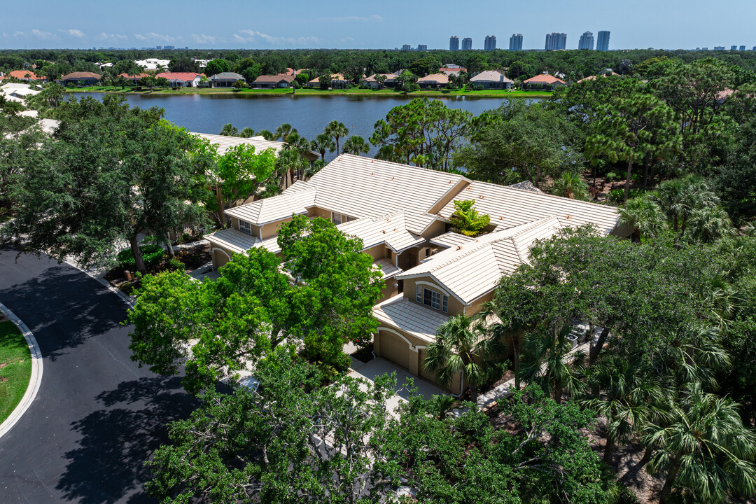 Lakemont Cove in Bonita Springs, FL - Building Photo