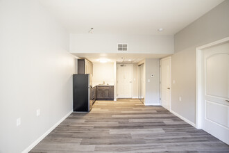 Legacy Hills at Poway 55+ in Poway, CA - Building Photo - Interior Photo