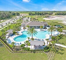 1817 Walnut Crk Dr in Kissimmee, FL - Building Photo