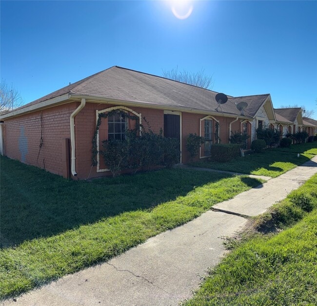 property at 15335 Buckle Ln