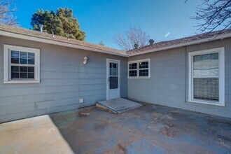2710 27th St in Lubbock, TX - Building Photo - Building Photo