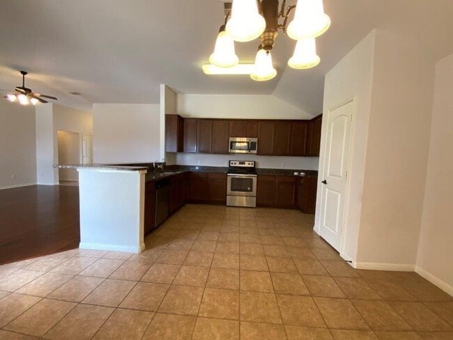 1527 Woodlands Dr in Kyle, TX - Building Photo - Building Photo