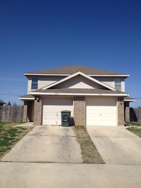 2517 Schwald Rd in Killeen, TX - Foto de edificio