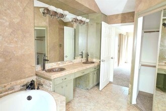 1906 Woodhue Dr in Spring, TX - Building Photo - Building Photo