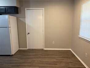 446 Carlton St in Brazoria, TX - Building Photo - Building Photo
