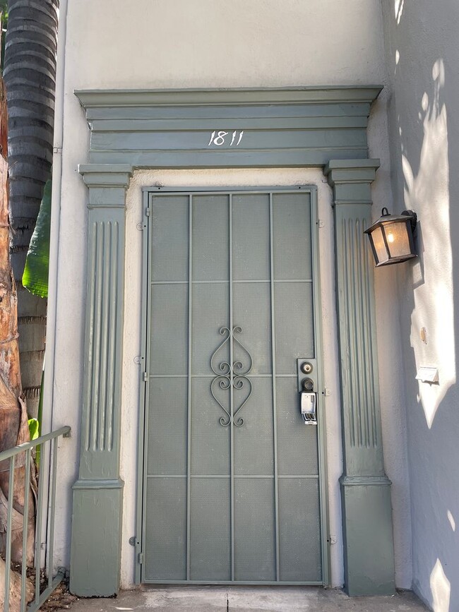 property at 1811 N New Hampshire Ave