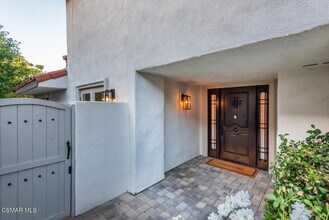 3811 Bowsprit Cir in Westlake Village, CA - Building Photo - Building Photo