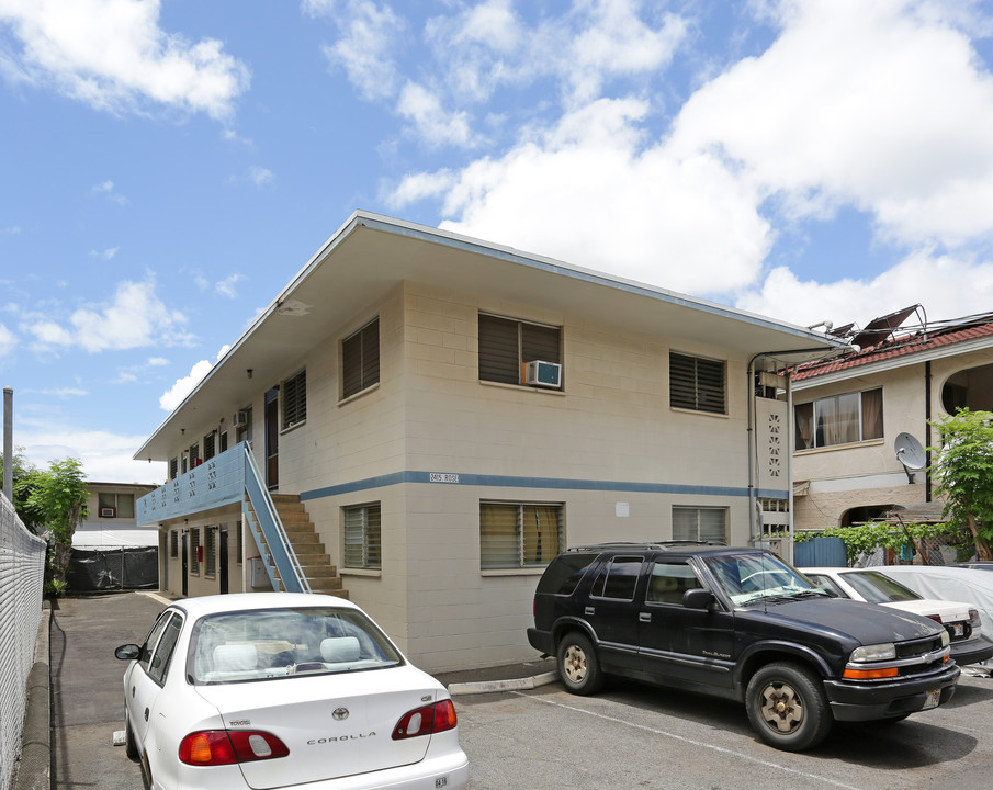 2415 Rose St in Honolulu, HI - Foto de edificio