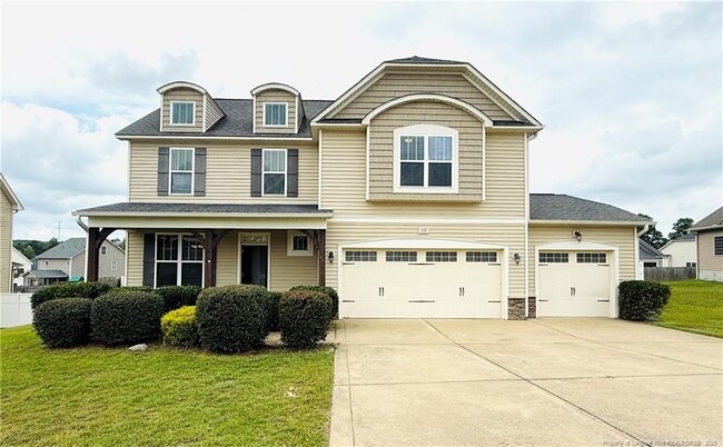 property at 38 Quatrefoil Ct