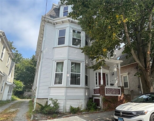 property at 46 Lee Ave
