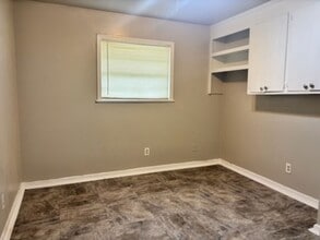 1554 Dianne Dr in Jackson, MS - Building Photo - Building Photo