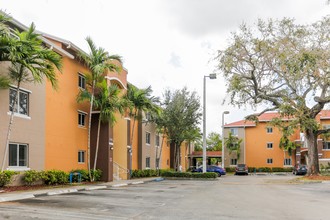 Allapattah Gardens in Miami, FL - Building Photo - Building Photo