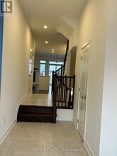 307 Monticello Ave in Ottawa, ON - Building Photo - Building Photo