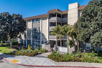 Asana at North Park in San Diego, CA - Foto de edificio - Building Photo