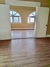 2317 Wilshire St in Houston, TX - Building Photo - Building Photo