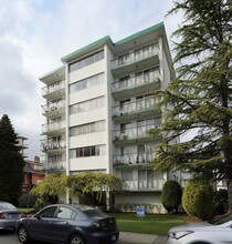 1325 W 14th Ave in Vancouver, BC - Building Photo - Building Photo
