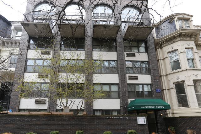 property at 1329 N Dearborn St