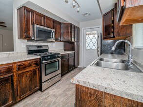 7014 E Holly St in Scottsdale, AZ - Building Photo - Building Photo