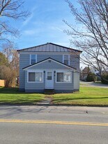 94 Western Ave, Unit 2 in Waterville, ME - Building Photo