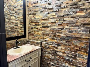 10244 SW 20th St in Miramar, FL - Building Photo - Building Photo